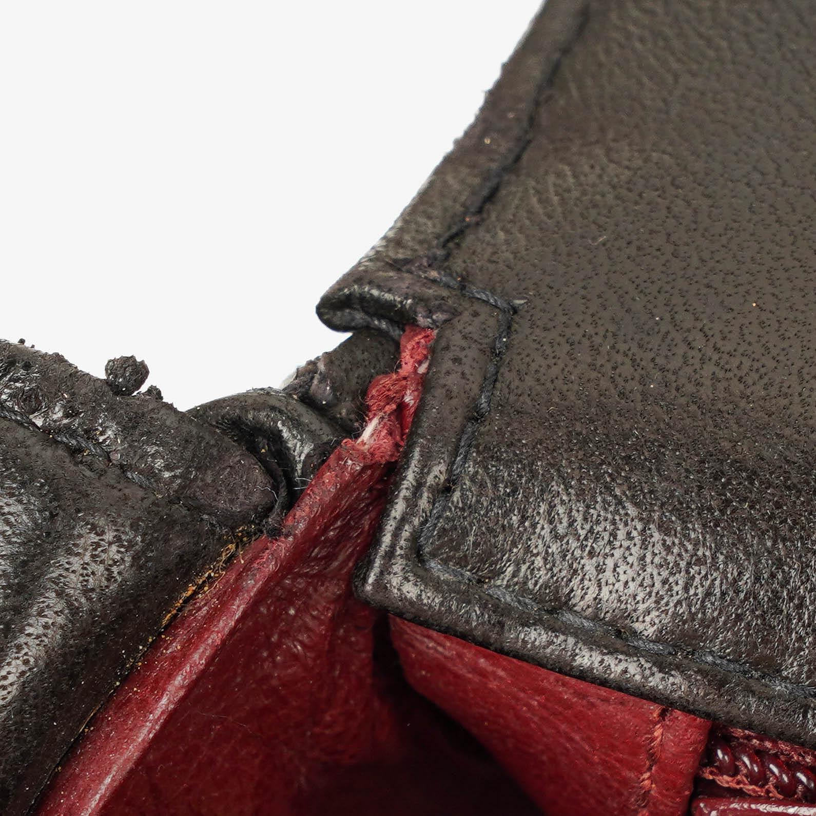 Chanel Lammleder Schwarz Vertikal Stepp Maxi CC Flap Schultertasche