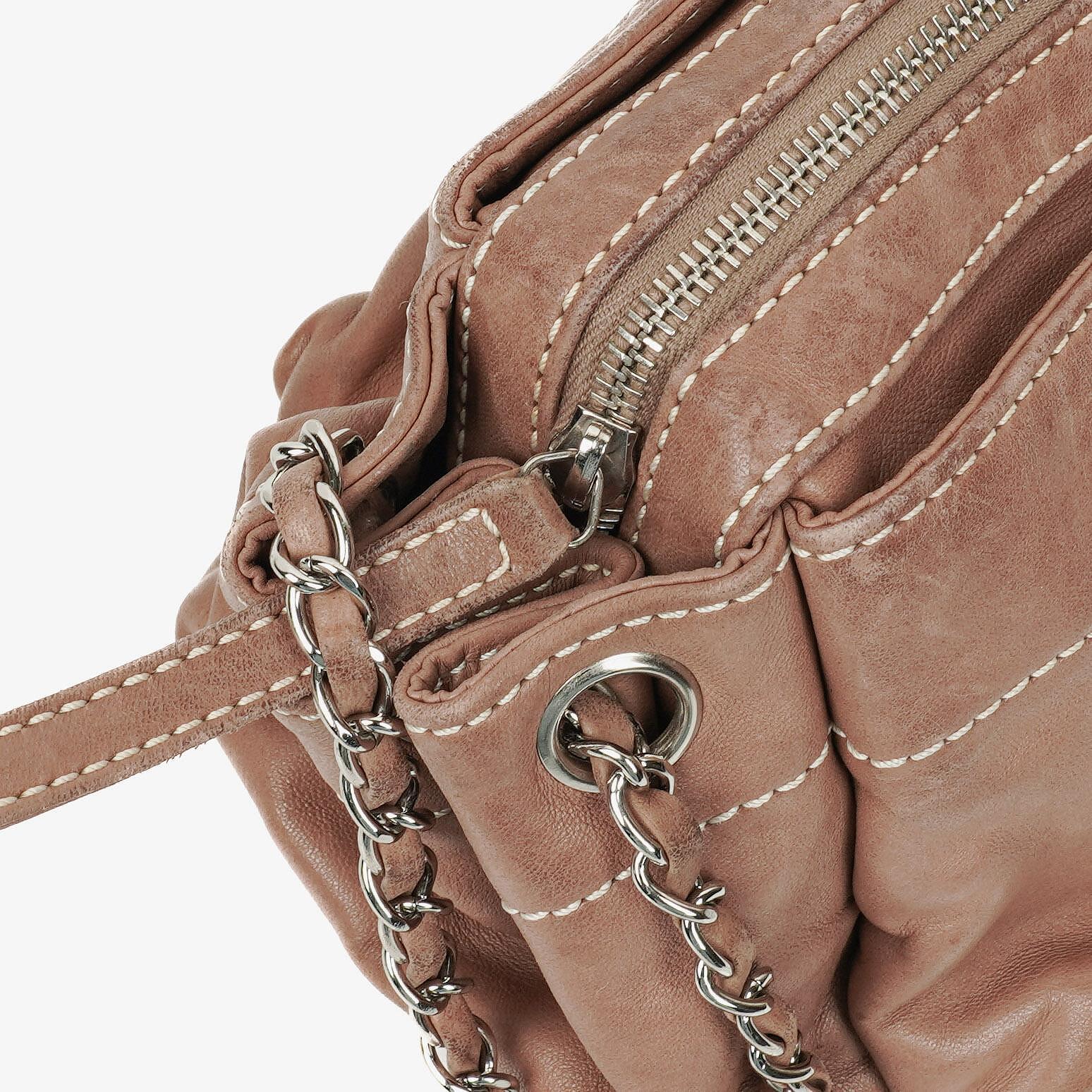 CHANEL Lax Accordion Hobo Tasche aus Lammleder