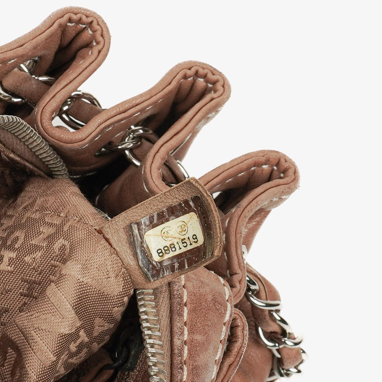 CHANEL Lax Accordion Hobo Tasche aus Lammleder