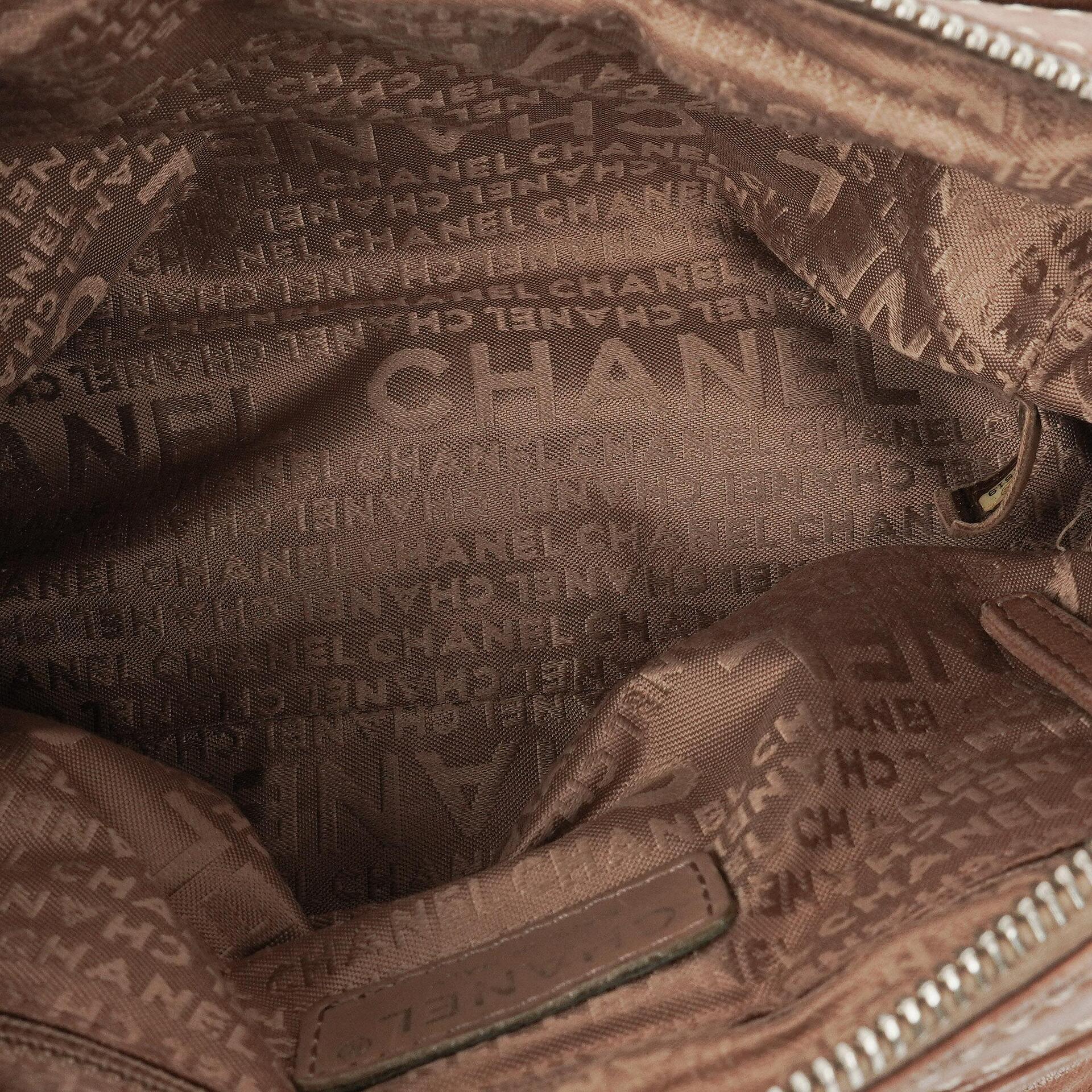 CHANEL Lax Accordion Hobo Tasche aus Lammleder