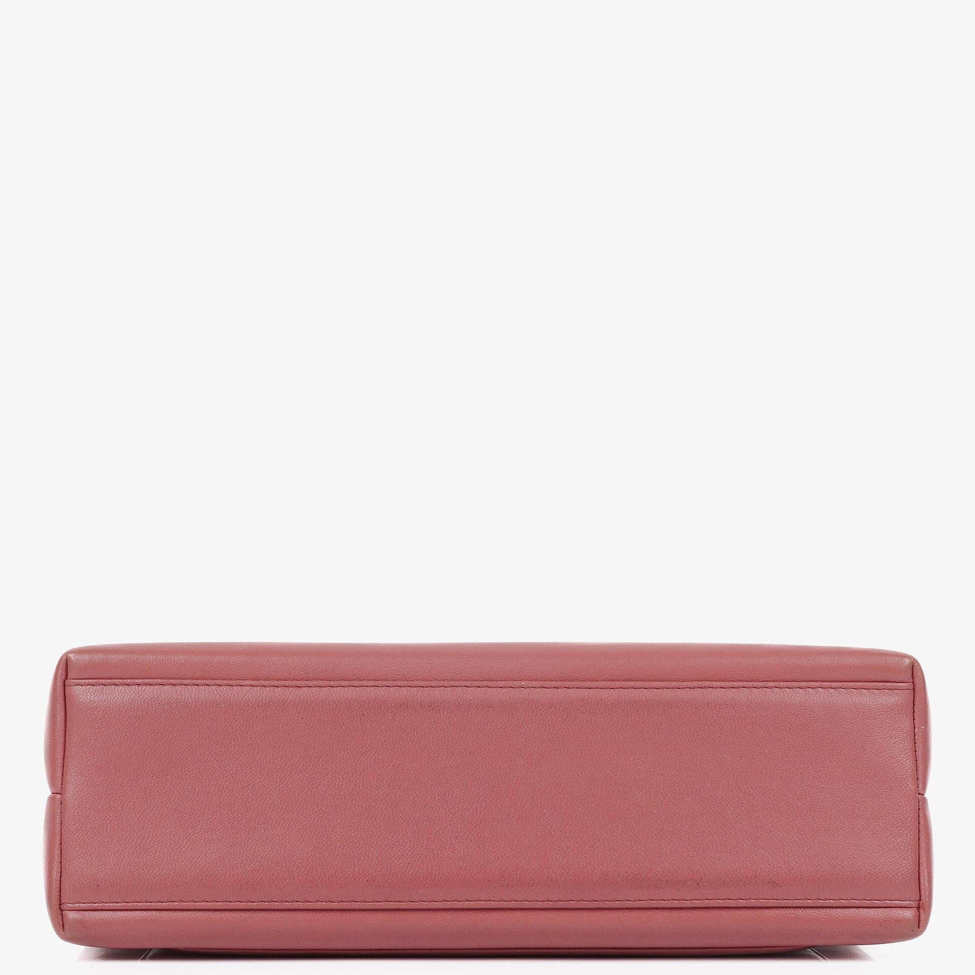 Chanel Large Kelly Einkaufstasche aus pinkem Lammleder mit 24K vergoldeter Hardware