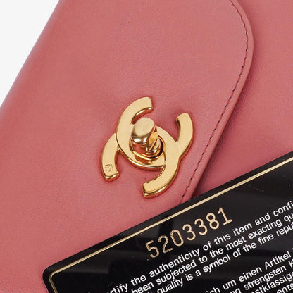 Chanel Large Kelly Einkaufstasche aus pinkem Lammleder mit 24K vergoldeter Hardware
