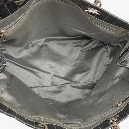 Chanel Mademoiselle Tote-Tasche Groß Schwarz Lammleder Steppung Vertikal
