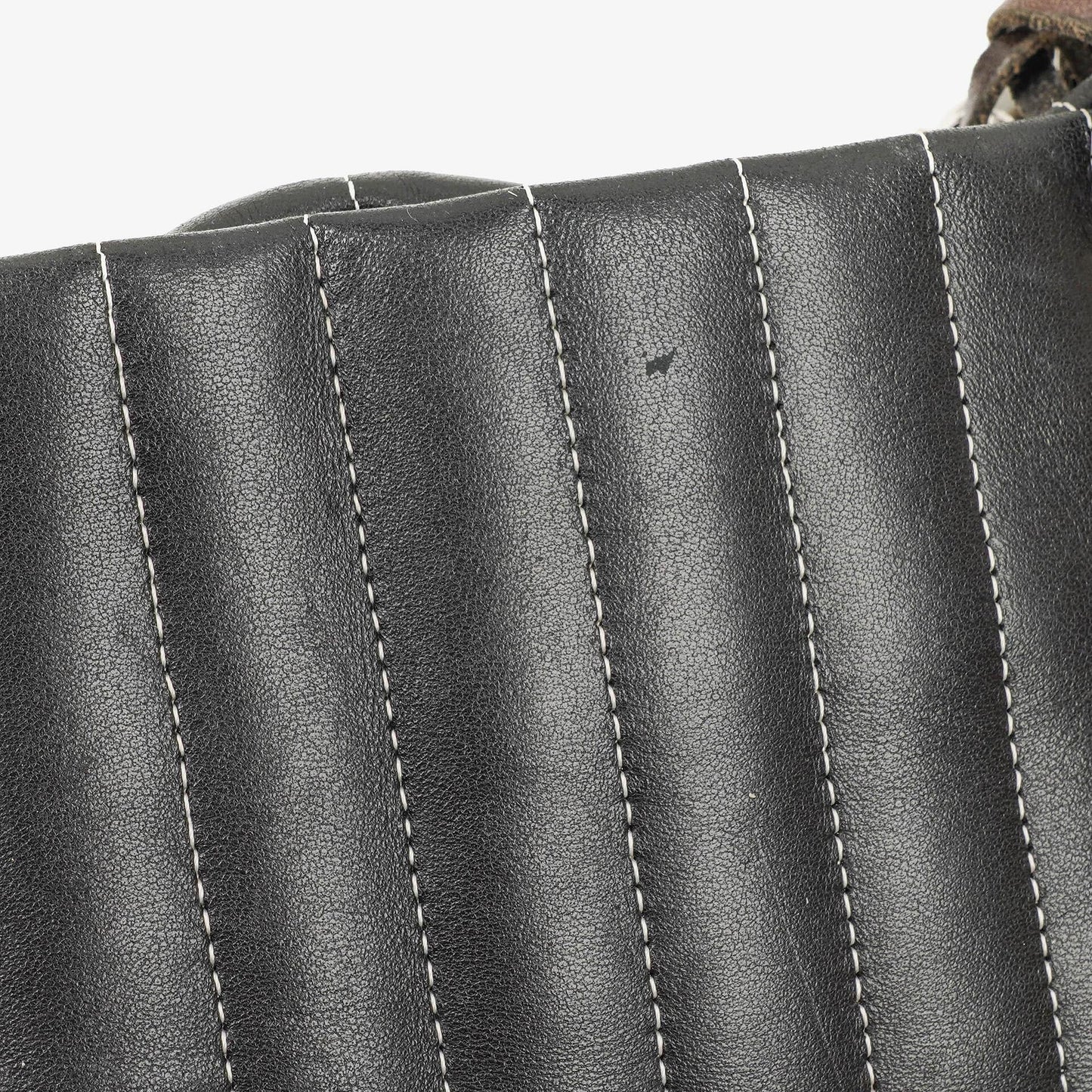Chanel Mademoiselle Tote-Tasche Groß Schwarz Lammleder Steppung Vertikal