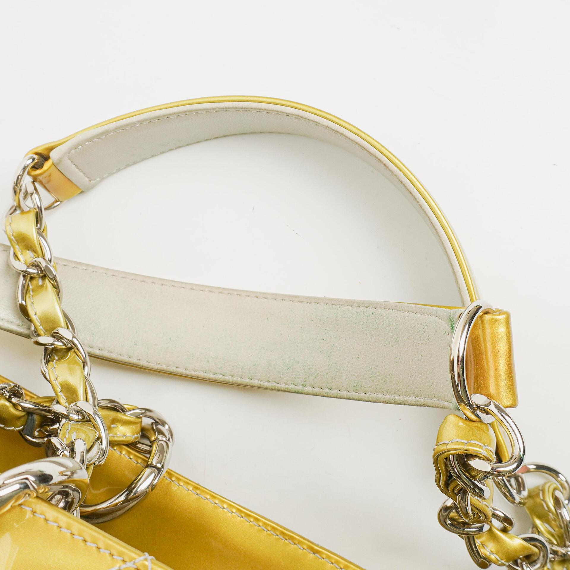 Chanel Große Gesteppt Lackleder Tote Tasche