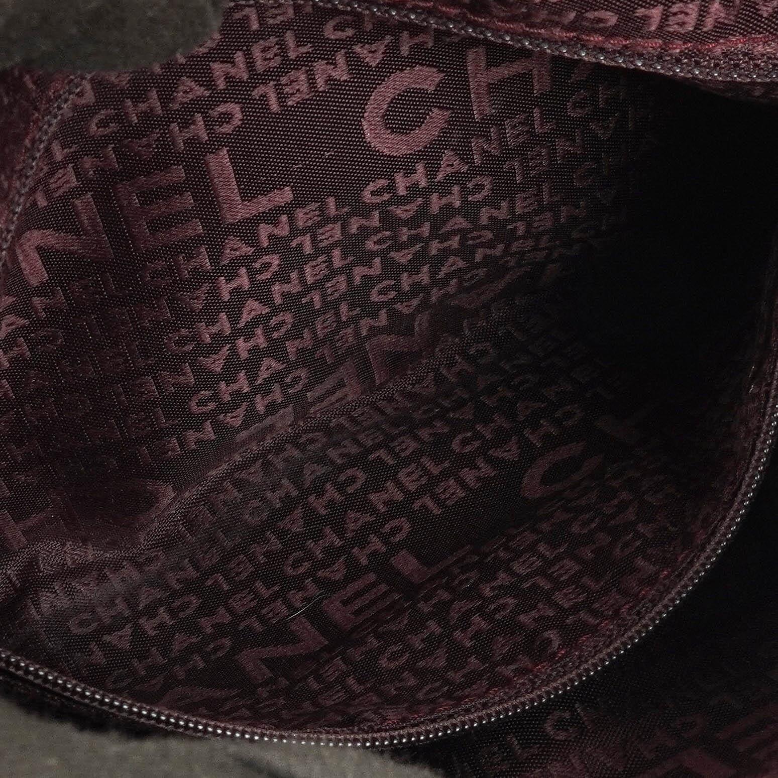 Chanel LAX Fronttasche Genarbtes Kalbsleder Schultertasche, 2003-2004