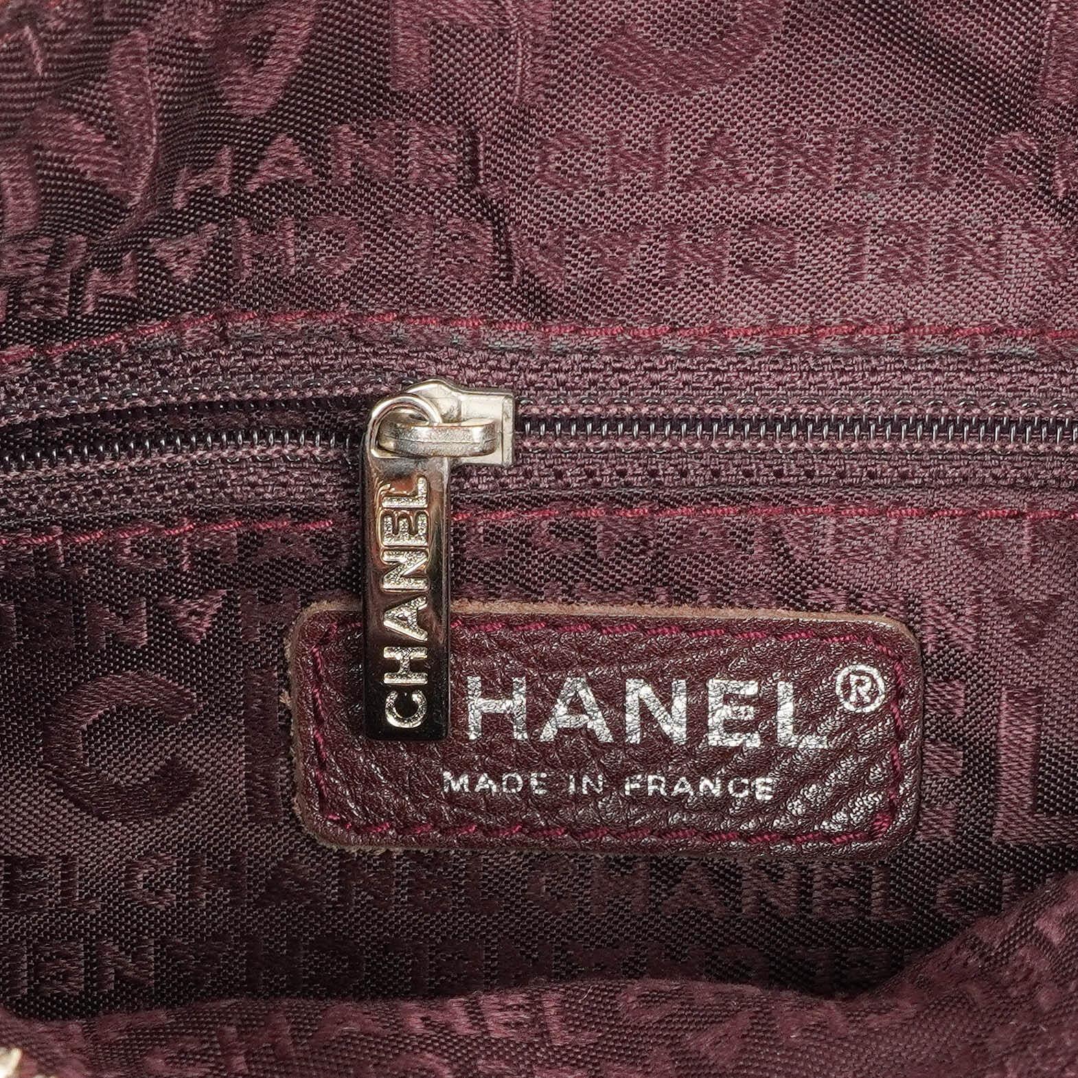 Chanel LAX Fronttasche Genarbtes Kalbsleder Schultertasche, 2003-2004