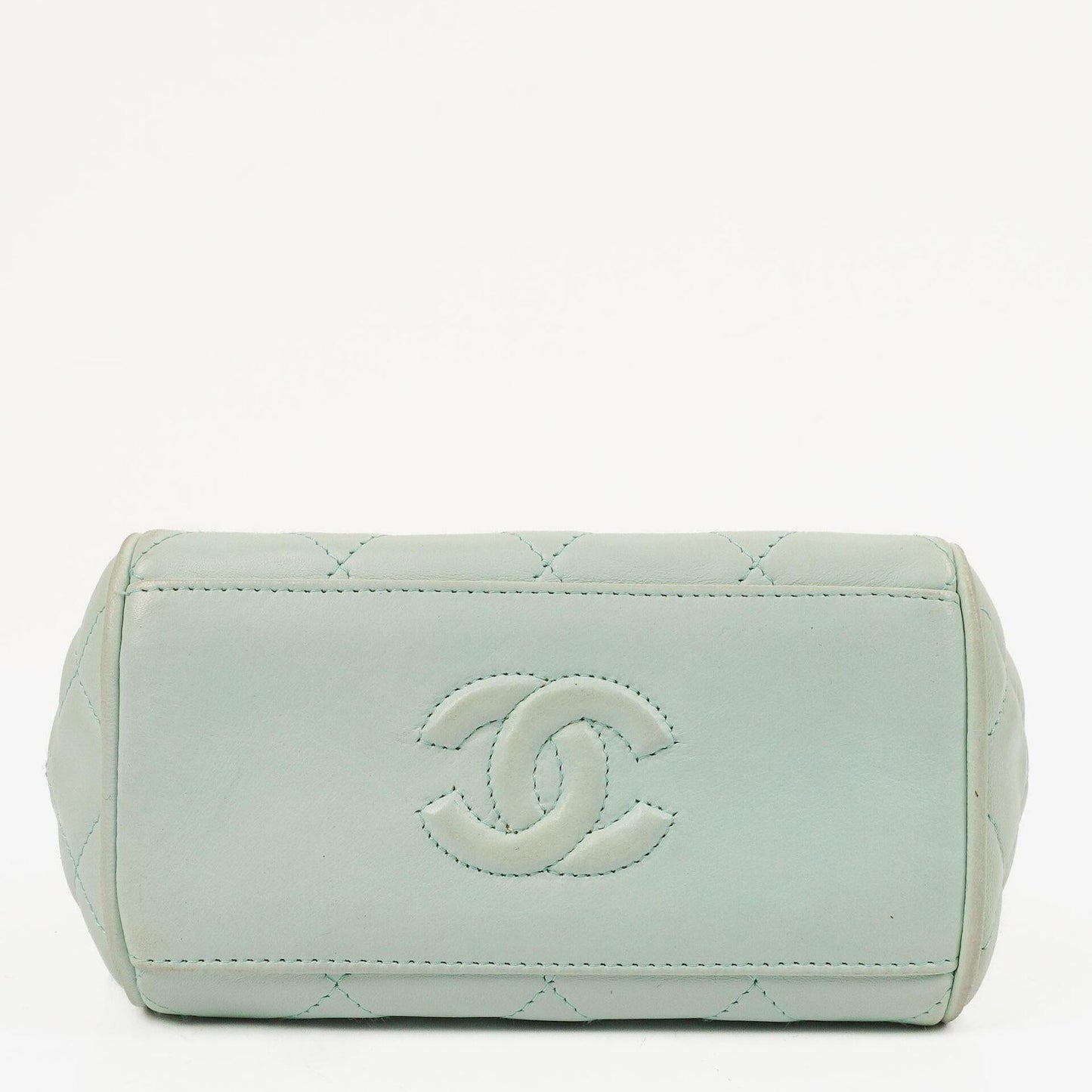 Chanel Hellblaue Matelassé Ketten-Mini-Tasche