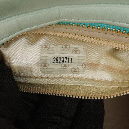 Chanel Hellblaue Matelassé Ketten-Mini-Tasche