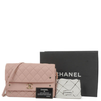 Chanel Flap Tasche aus hellrosa gestepptem Lammleder mit champagner-goldfarbener Hardware