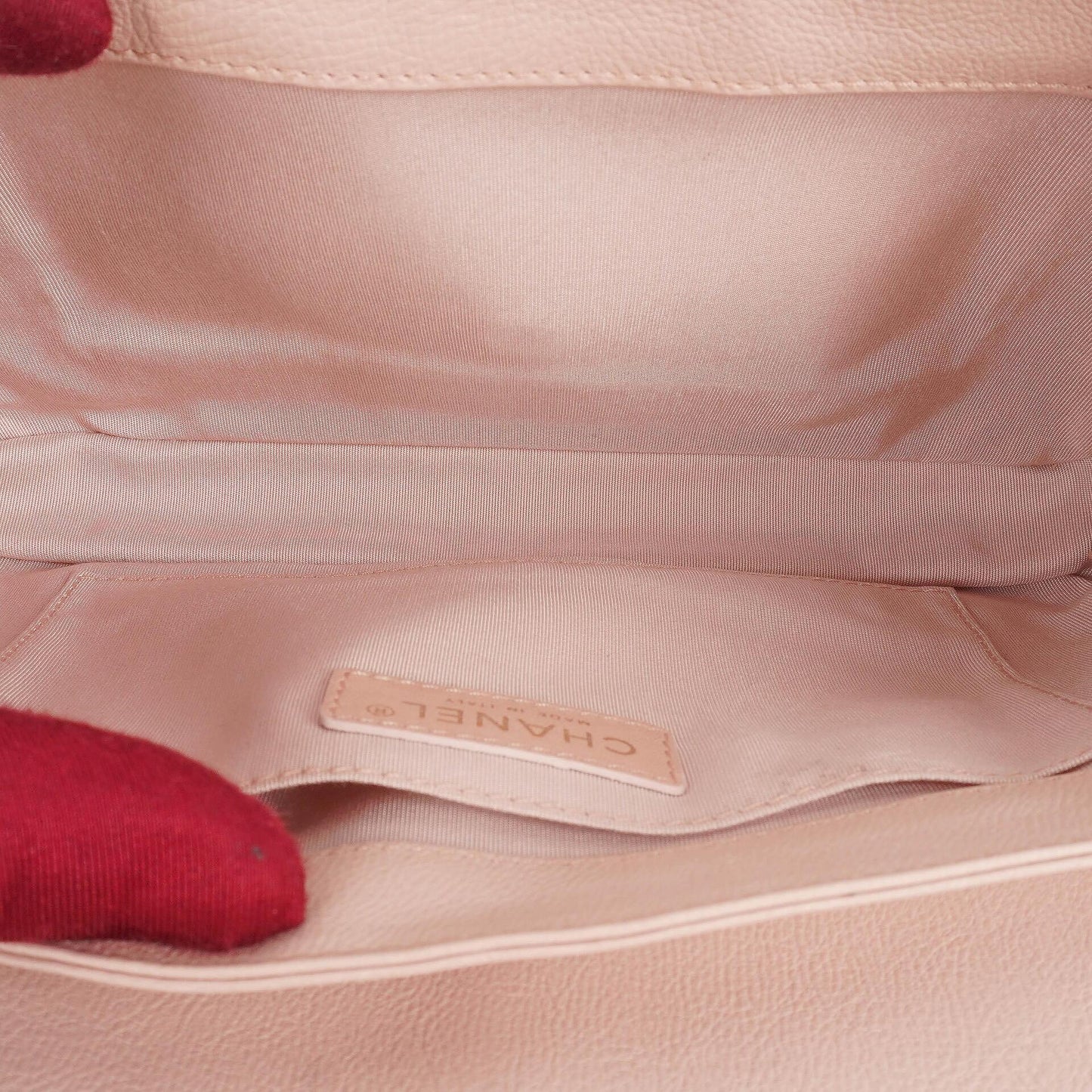 Chanel Flap Tasche aus hellrosa gestepptem Lammleder mit champagner-goldfarbener Hardware