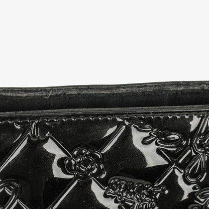 Chanel Lucky Charm Pochatte aus schwarzem Lackleder