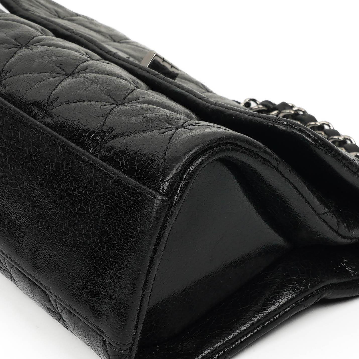 Chanel Mademoiselle Klappentasche aus glasiertem Crackled-Kalbsleder mit silberfarbenen Beschlägen