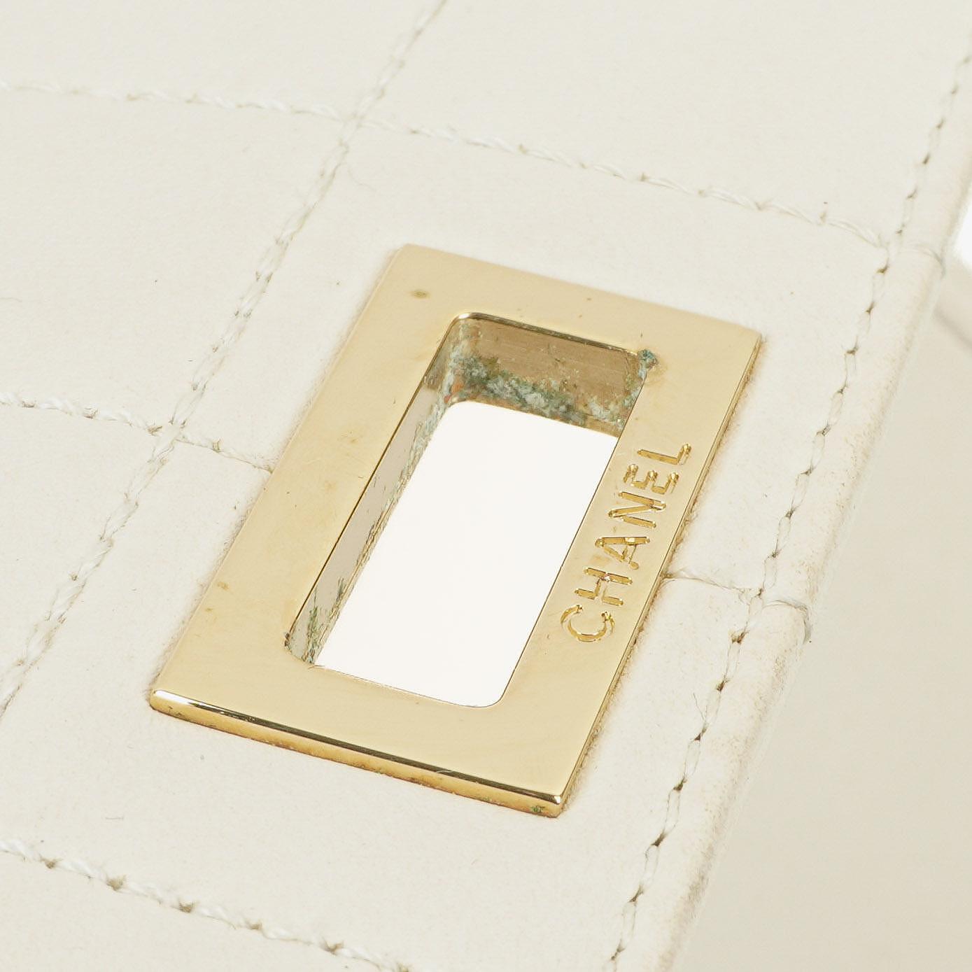 Chanel Mademoiselle Lock Accordion Chocolate Bar Klappentasche