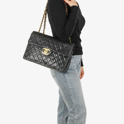 Chanel Maxi Jumbo CC Classic Single Flap Tasche in Schwarz aus gestepptem Lammleder mit 24K vergoldeten Beschlägen