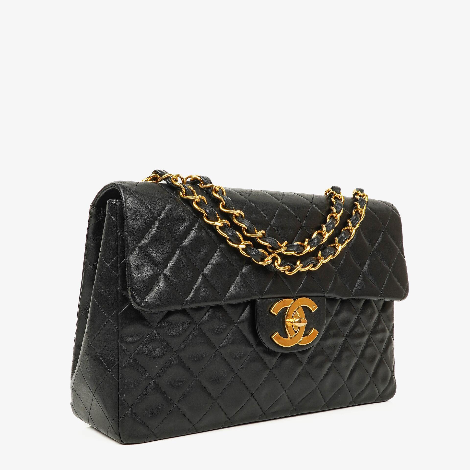 Chanel Maxi Jumbo CC Classic Single Flap Tasche in Schwarz aus gestepptem Lammleder mit 24K vergoldeten Beschlägen