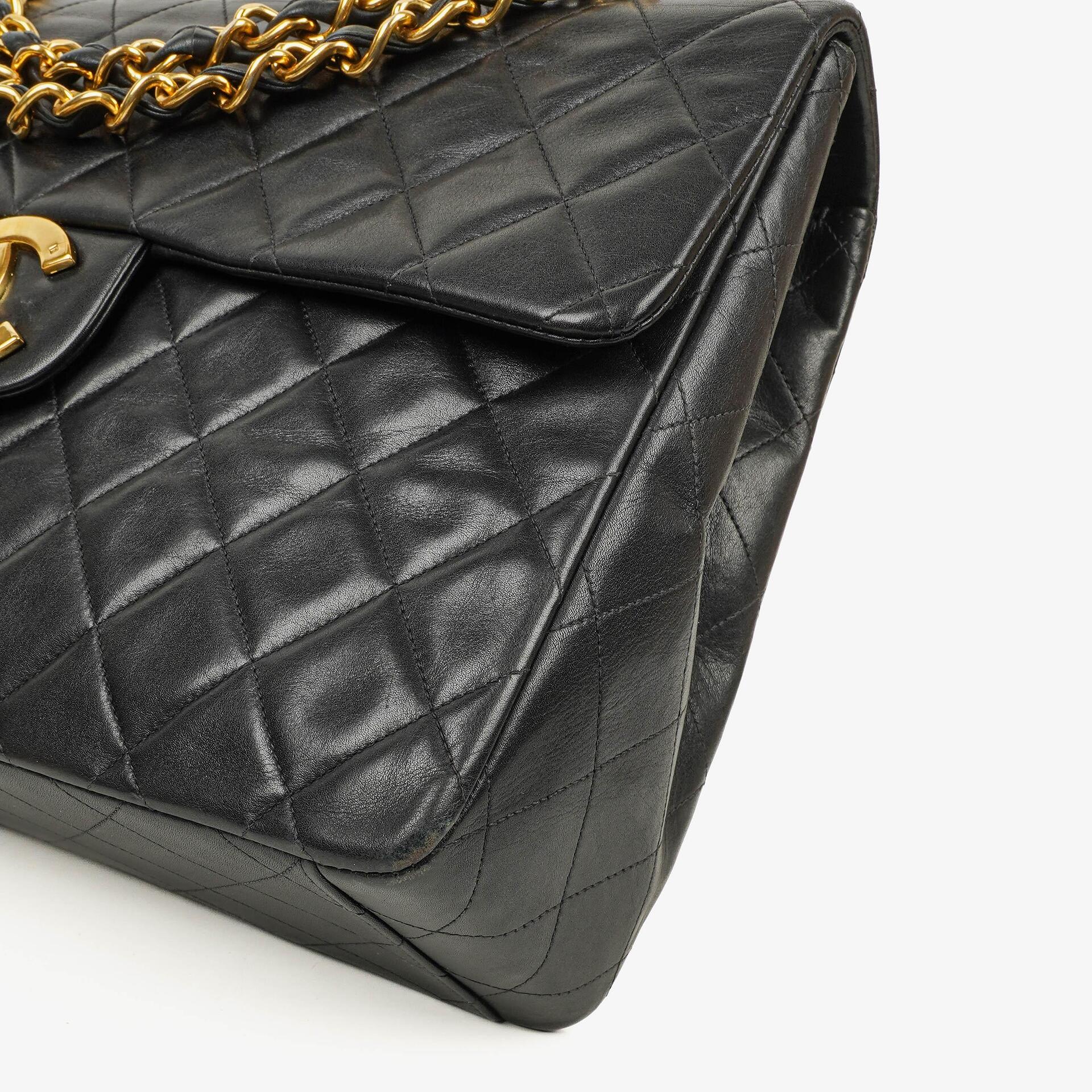 Chanel Maxi Jumbo CC Classic Single Flap Tasche in Schwarz aus gestepptem Lammleder mit 24K vergoldeten Beschlägen