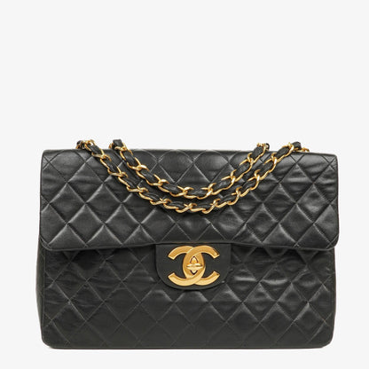 Chanel Maxi Jumbo CC Classic Single Flap Tasche in Schwarz aus gestepptem Lammleder mit 24K vergoldeten Beschlägen