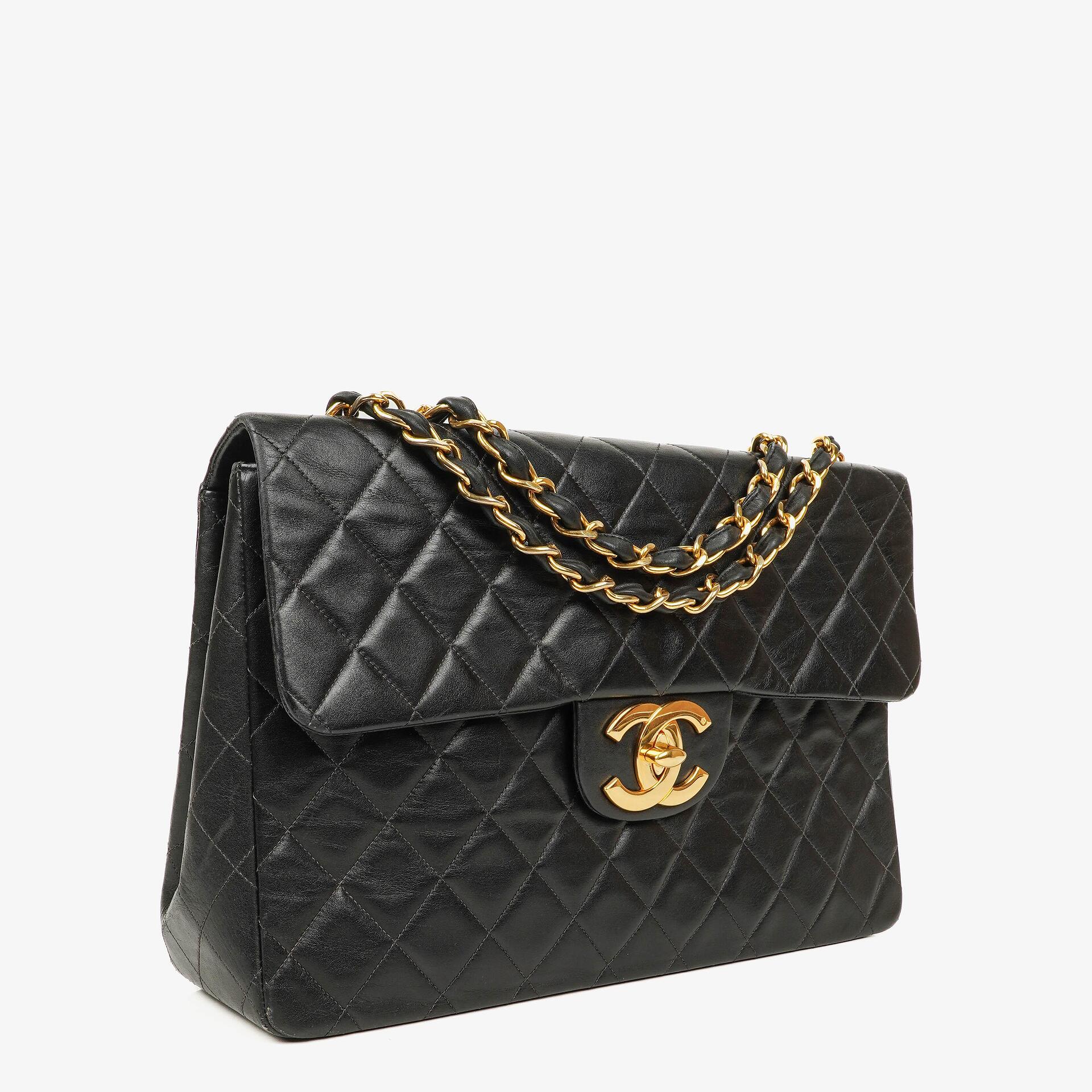 Chanel Maxi Jumbo CC Classic Single Flap Tasche in Schwarz aus gestepptem Lammleder mit 24K vergoldeten Beschlägen