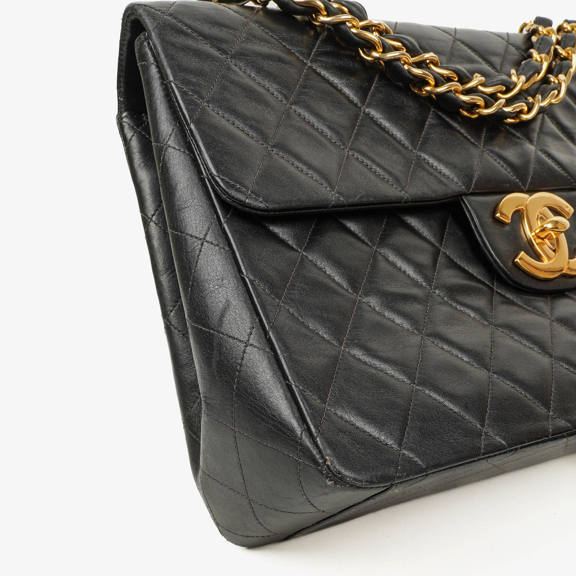 Chanel Maxi Jumbo CC Classic Single Flap Tasche in Schwarz aus gestepptem Lammleder mit 24K vergoldeten Beschlägen