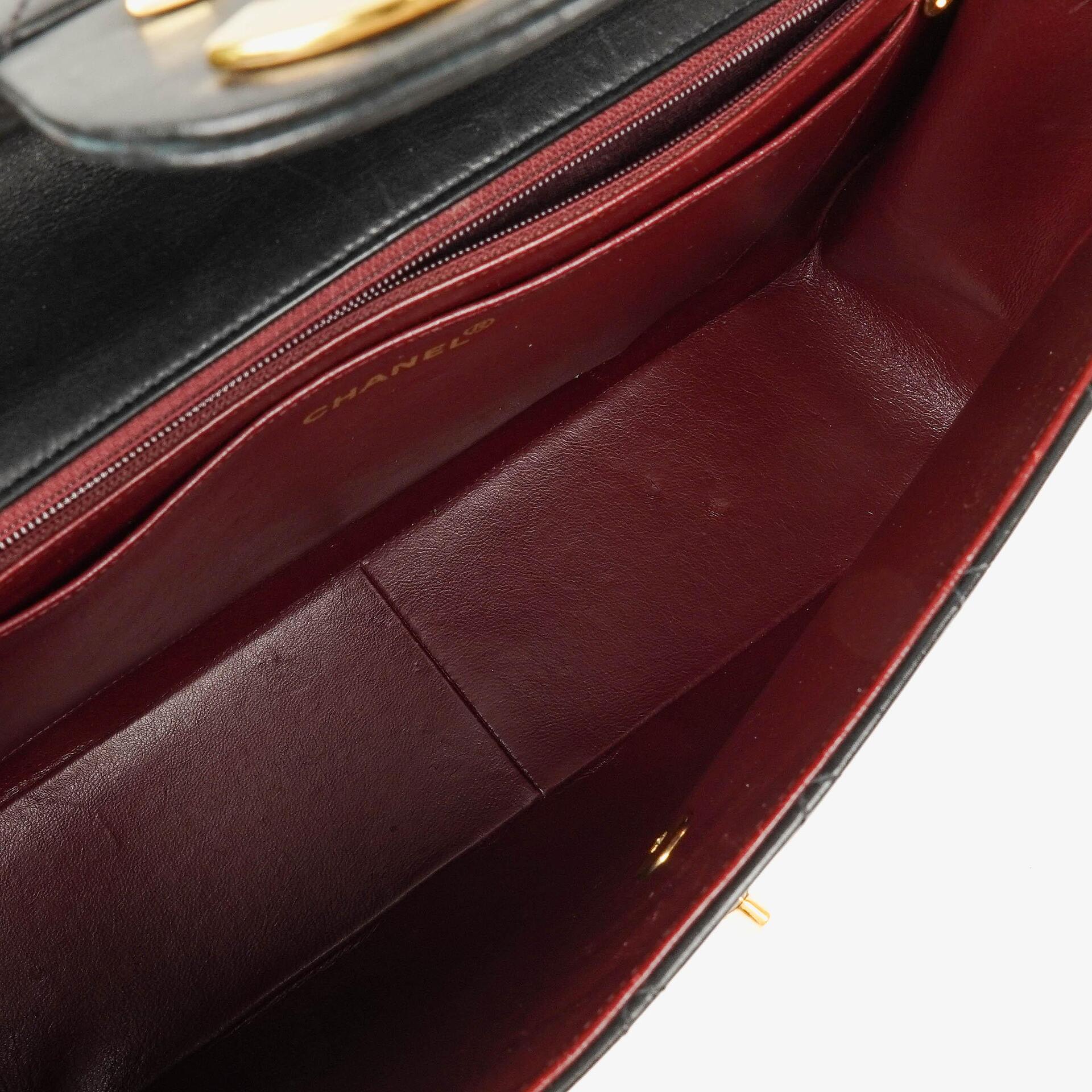 Chanel Maxi Jumbo CC Classic Single Flap Tasche in Schwarz aus gestepptem Lammleder mit 24K vergoldeten Beschlägen