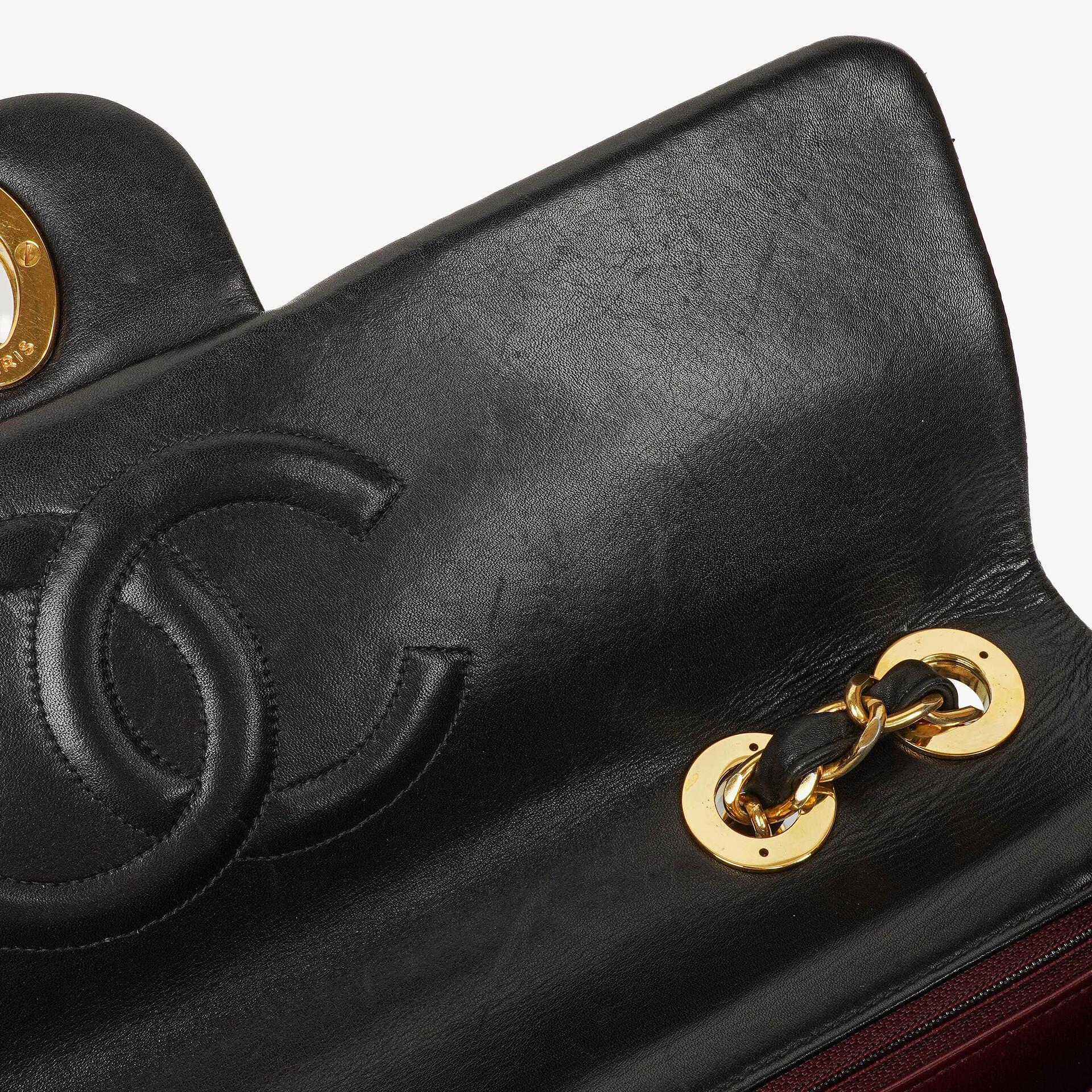 Chanel Maxi Jumbo CC Classic Single Flap Tasche in Schwarz aus gestepptem Lammleder mit 24K vergoldeten Beschlägen