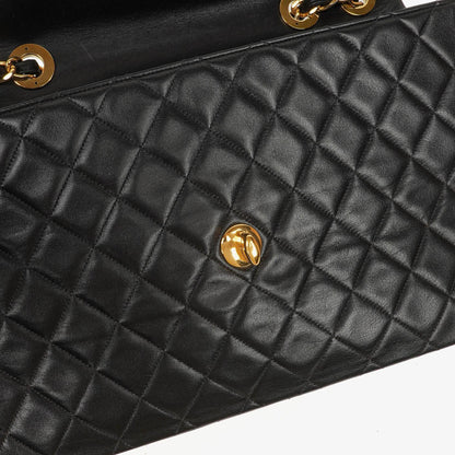 Chanel Maxi Jumbo CC Classic Single Flap Tasche in Schwarz aus gestepptem Lammleder mit 24K vergoldeten Beschlägen