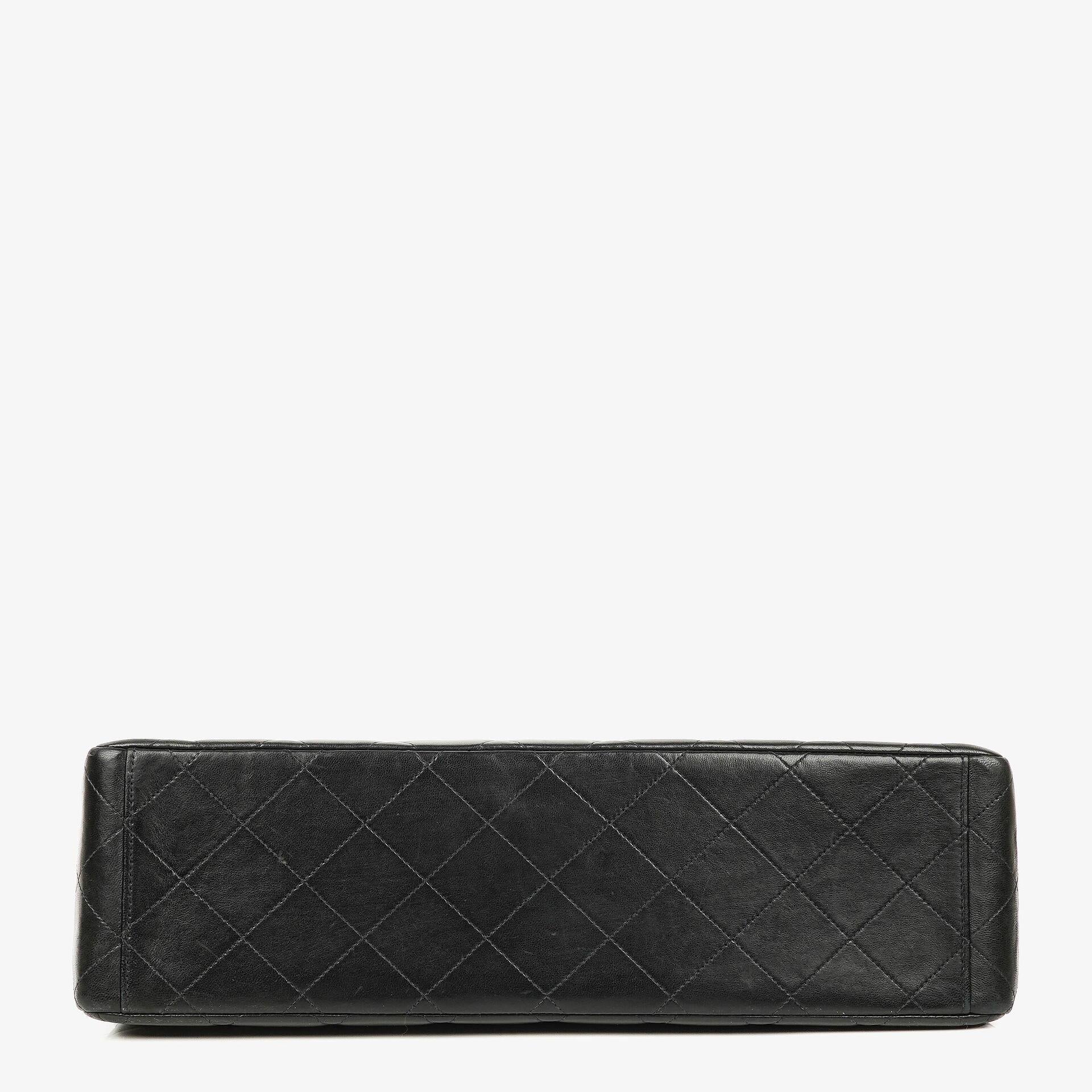 Chanel Maxi Jumbo CC Classic Single Flap Tasche aus schwarzem gestepptem Lammleder mit 24K vergoldeter Hardware