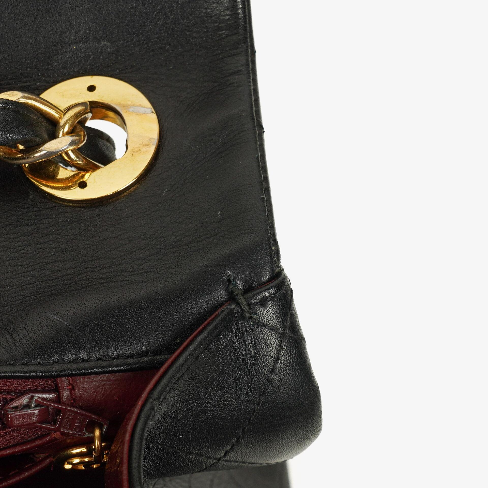 Chanel Maxi Jumbo CC Klassische Einfache Klappentasche Schwarz Gestepptes Lammleder 24K Vergoldete Beschläge
