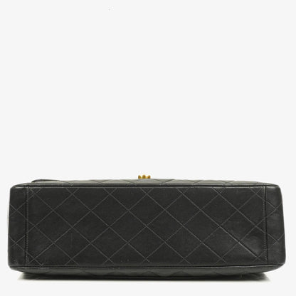 Chanel Maxi Jumbo Classic Single Flap Tasche Schwarz gestepptes Lammleder 24K vergoldete Hardware
