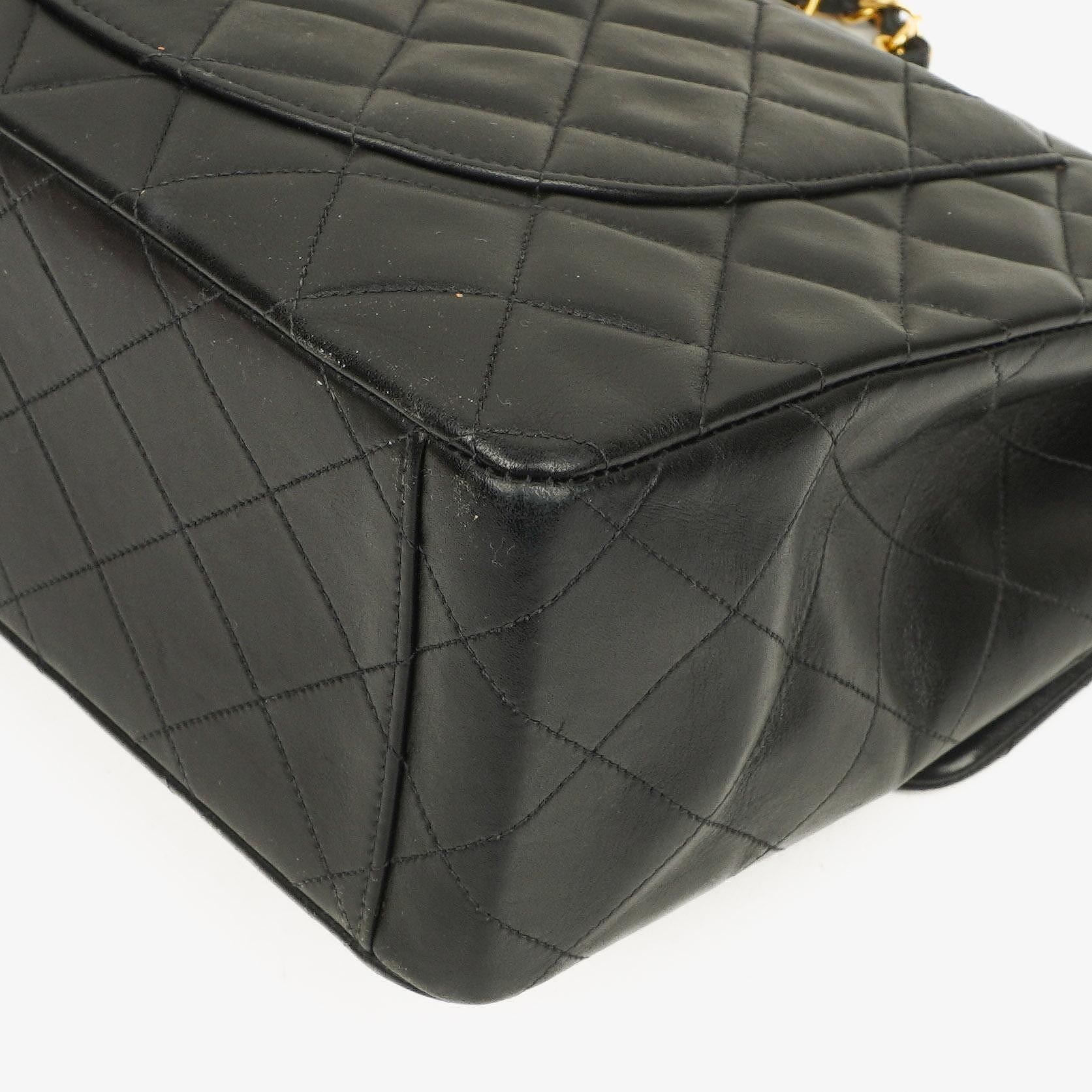 Chanel Maxi Jumbo Classic Single Flap Tasche Schwarz gestepptes Lammleder 24K vergoldete Hardware