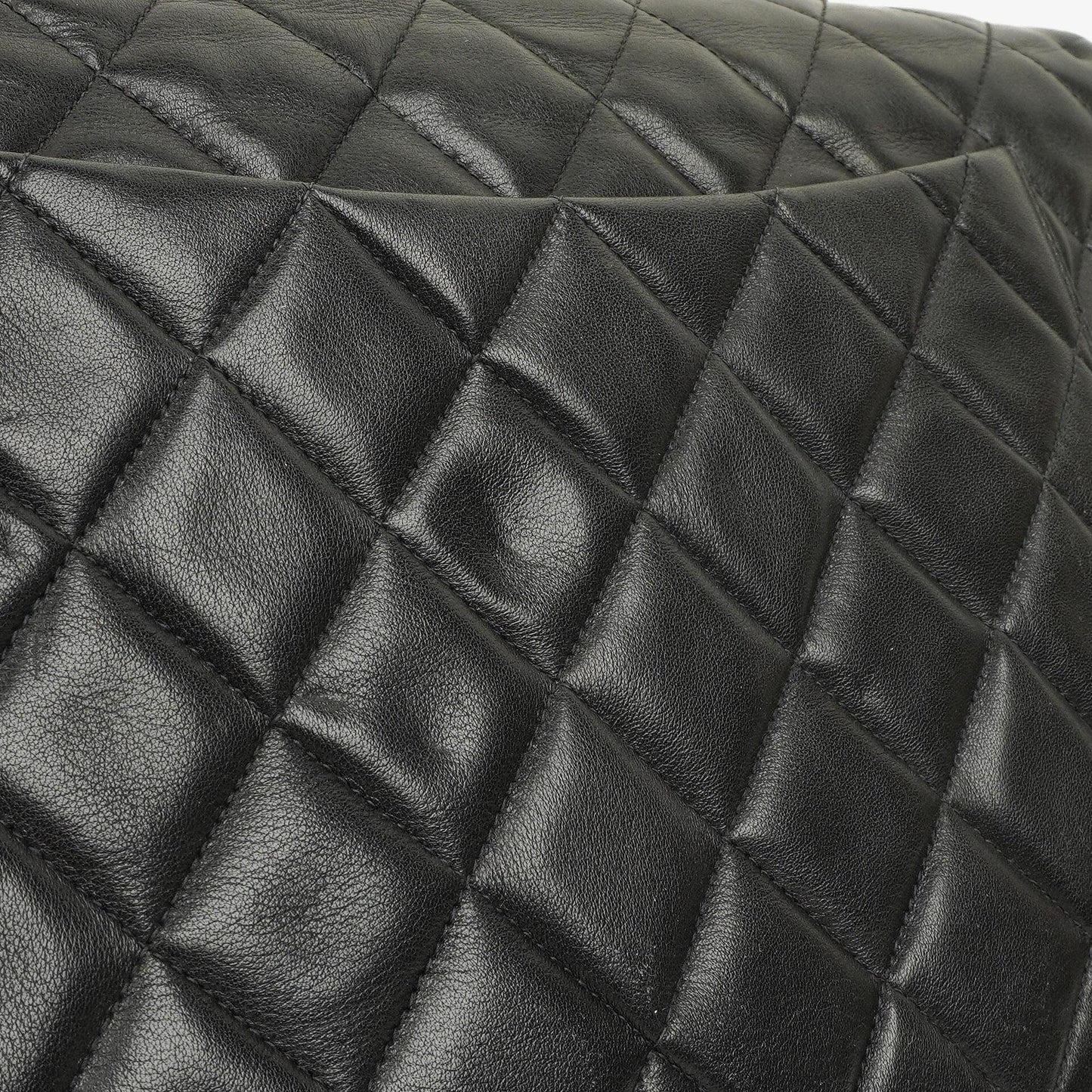Chanel Maxi Jumbo Classic Single Flap Tasche Schwarz gestepptes Lammleder 24K vergoldete Hardware