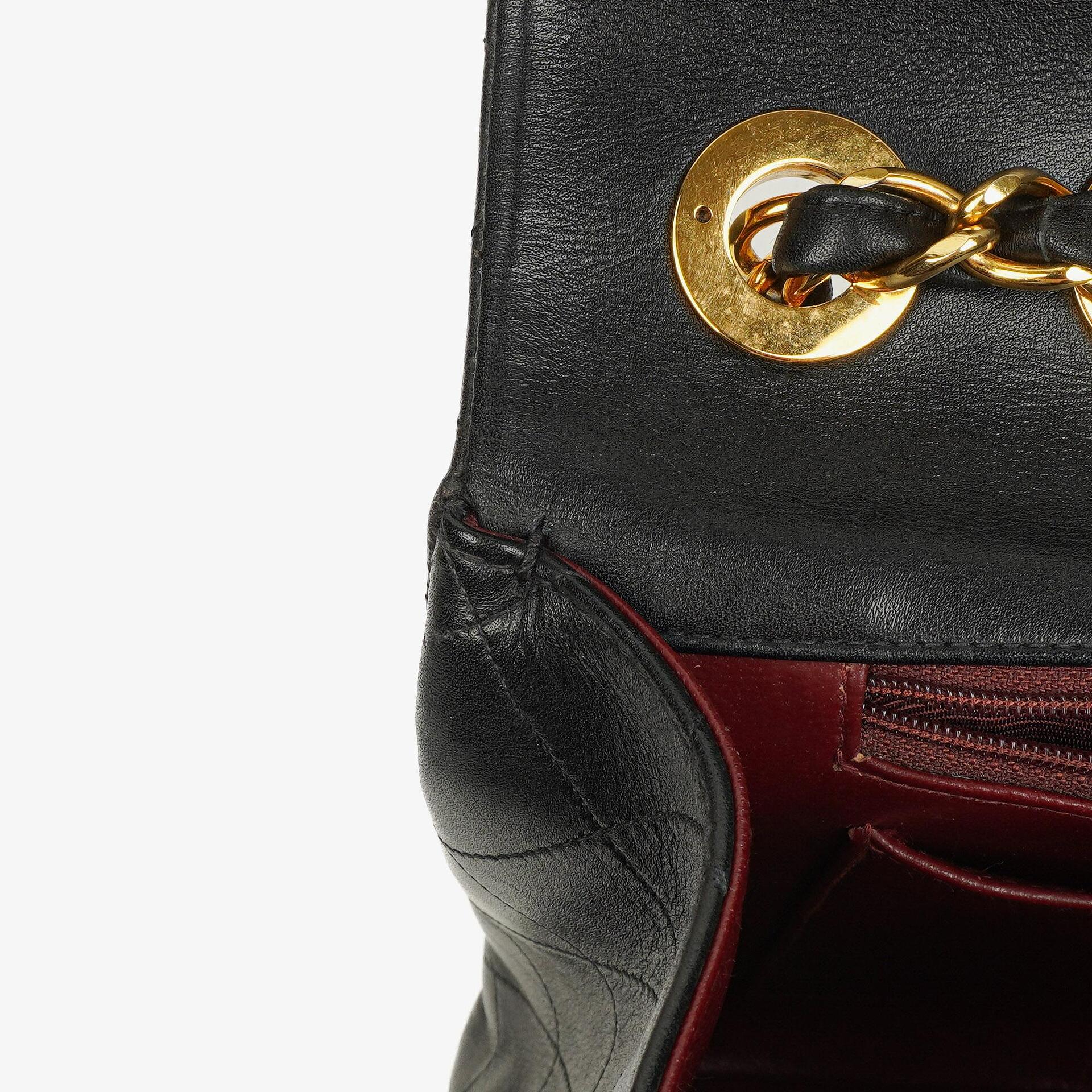 Chanel Maxi Jumbo Classic Single Flap Tasche Schwarz gestepptes Lammleder 24K vergoldete Hardware