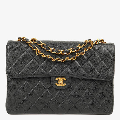 Chanel Maxi Jumbo Classic Single Flap Bag aus schwarzem gestepptem Lammleder mit 24K vergoldeter Hardware