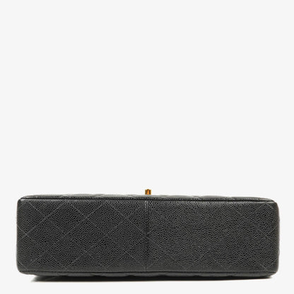 Chanel Maxi Jumbo Classic Single Flap Bag aus schwarzem gestepptem Lammleder mit 24K vergoldeter Hardware