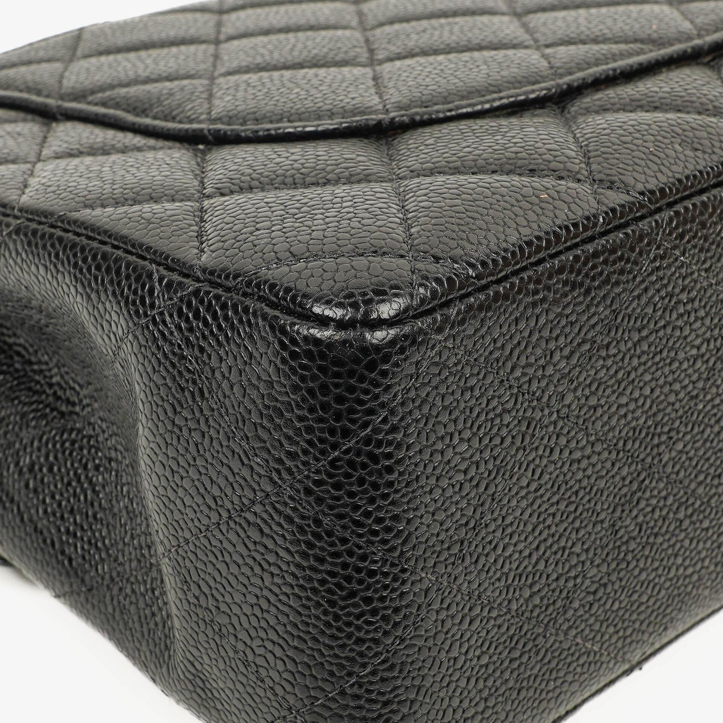 Chanel Maxi Jumbo Classic Single Flap Bag aus schwarzem gestepptem Lammleder mit 24K vergoldeter Hardware