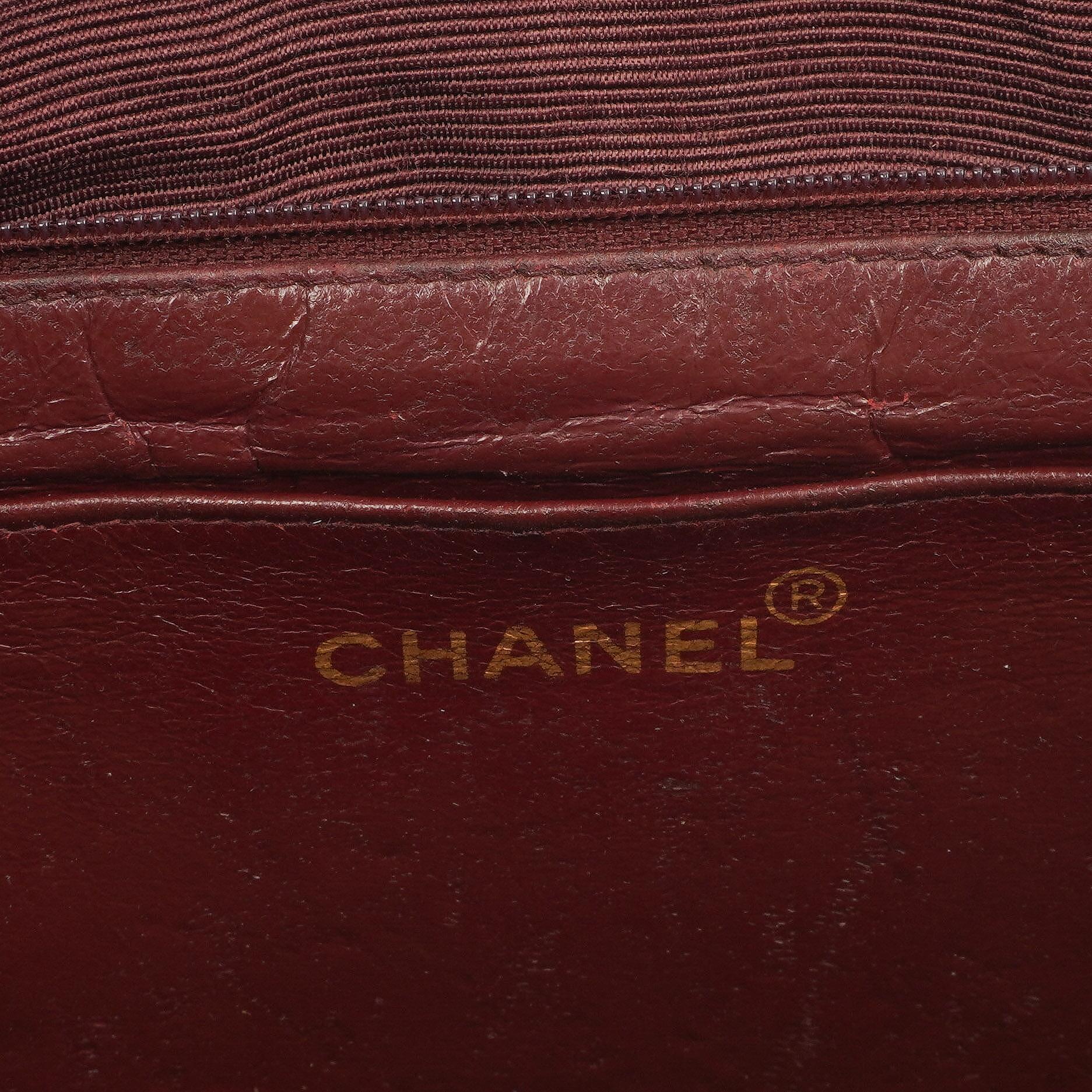 Chanel Classic Maxi Jumbo Single Flap Bag aus schwarzem gestepptem Lammleder mit 24K vergoldeten Beschlägen