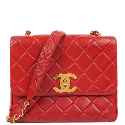 Chanel Maxi Logo Klappentasche in Rot Gestepptes Lammleder und 24k Vergoldeten Beschlägen