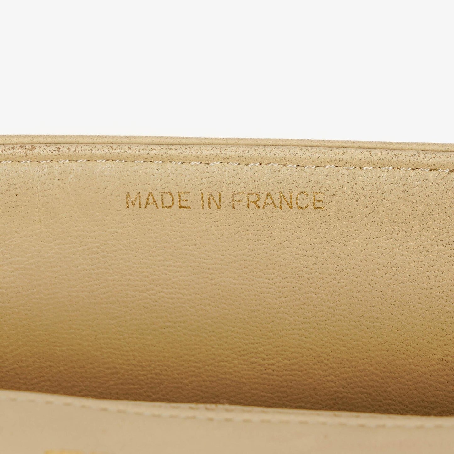 Chanel Maxi Logo Full Flap Tasche aus beigem gestepptem Leder mit 24K vergoldeten Beschlägen