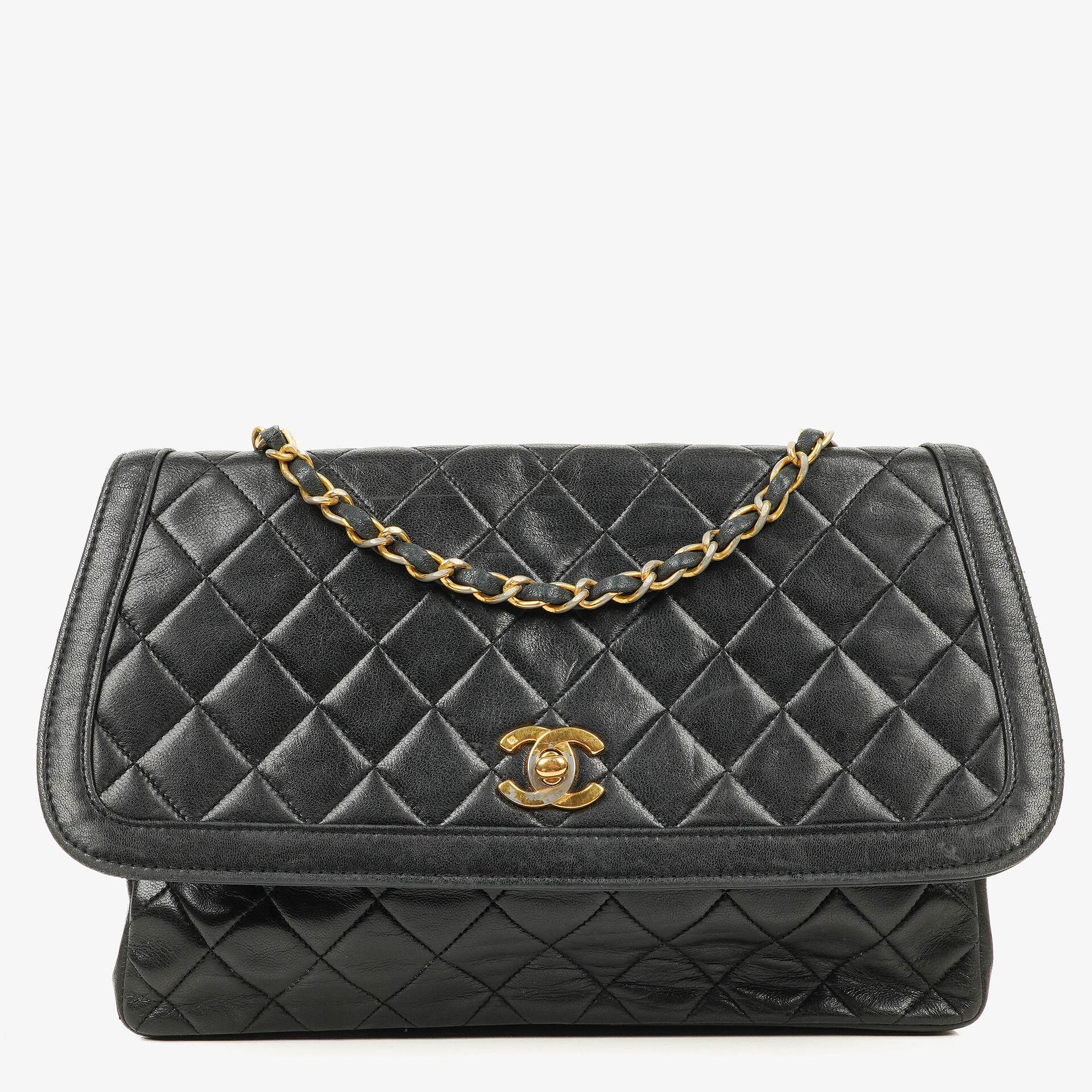 Chanel Medium Single Flap Tasche aus schwarzem gestepptem Lammleder mit 24K vergoldeten Beschlägen