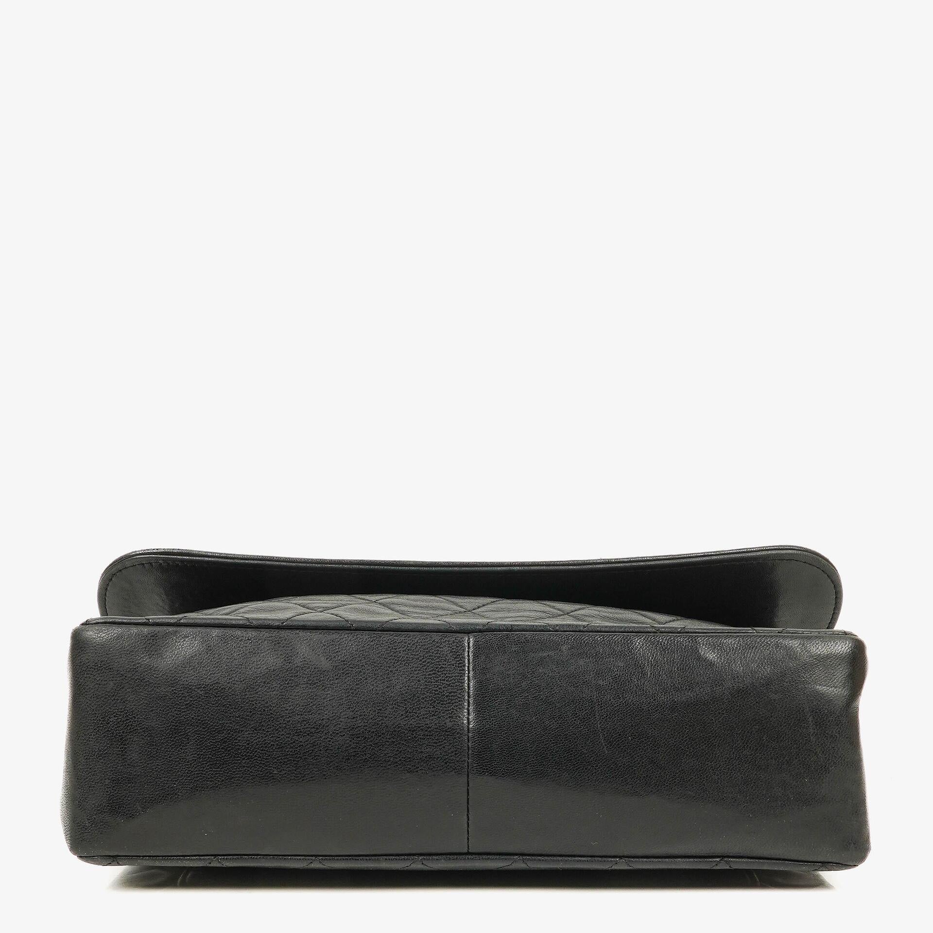 Chanel Medium Single Flap Tasche aus schwarzem gestepptem Lammleder mit 24K vergoldeten Beschlägen