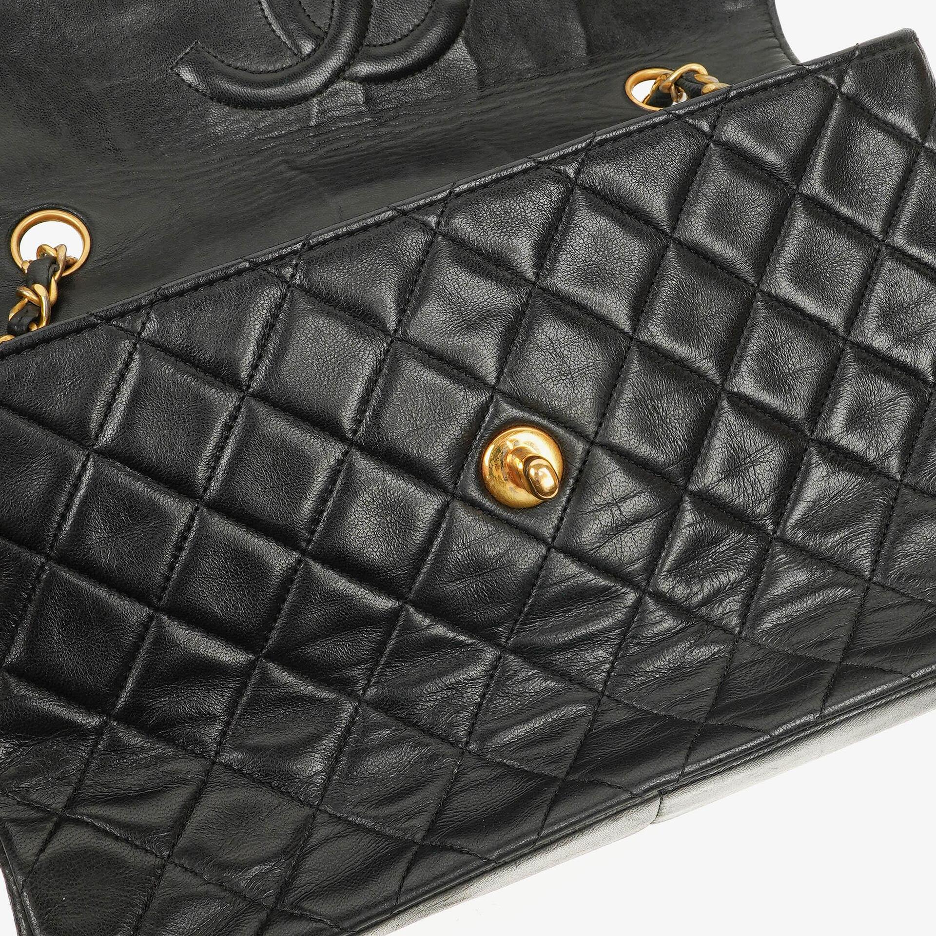 Chanel Medium Single Flap Tasche aus schwarzem gestepptem Lammleder mit 24K vergoldeten Beschlägen