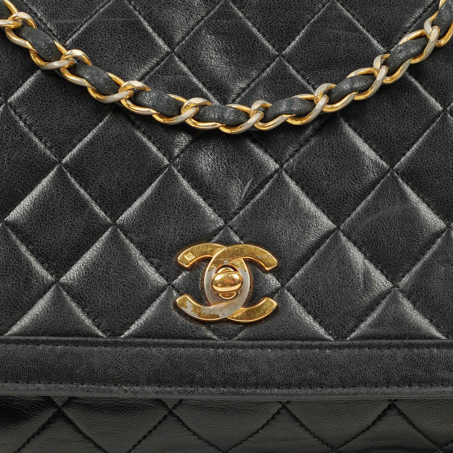 Chanel Medium Single Flap Tasche aus schwarzem gestepptem Lammleder mit 24K vergoldeten Beschlägen
