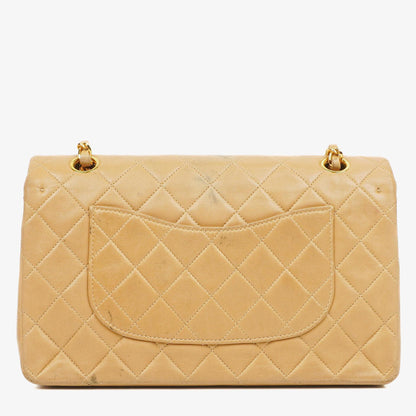 Chanel Medium Classic Beige gestepptes Leder Double Flap Tasche mit 24K goldfarbener Hardware