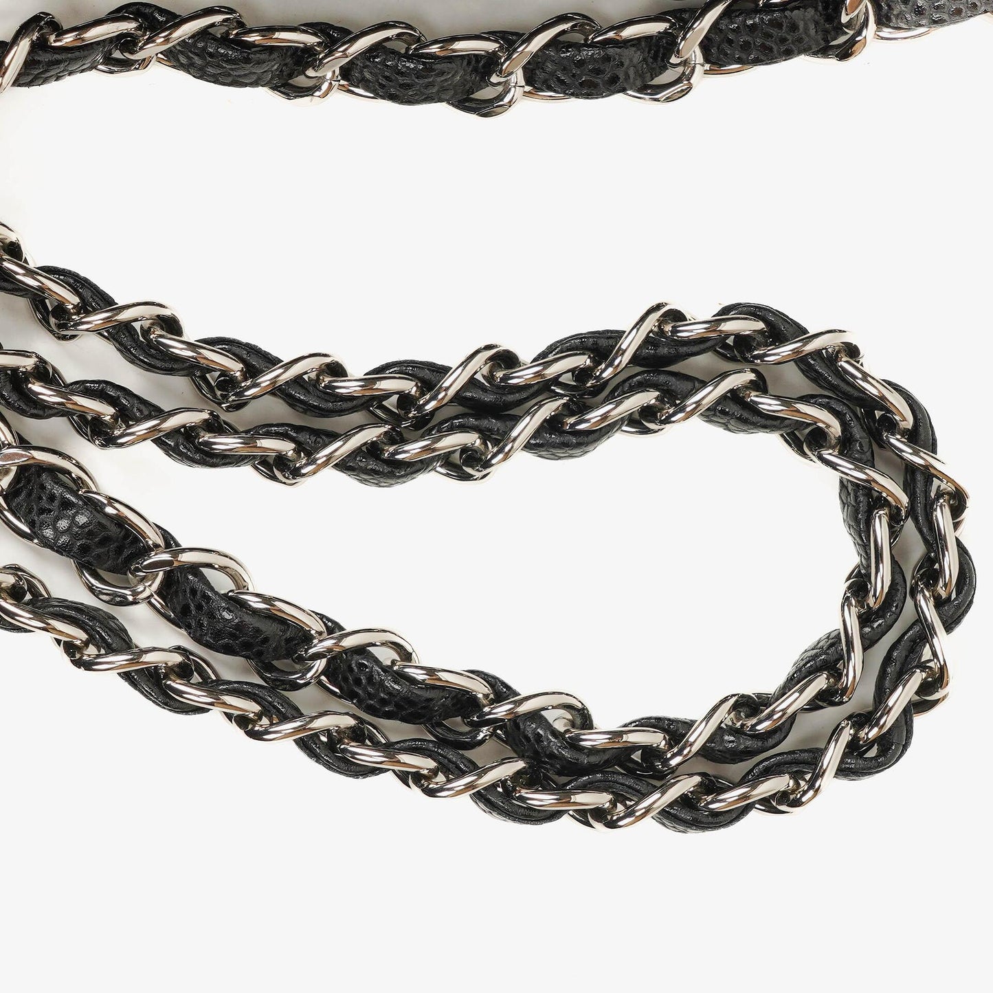 Chanel mittelgroße Classic Double Flap Bag aus schwarzem gestepptem Kaviarleder mit silberfarbener Hardware