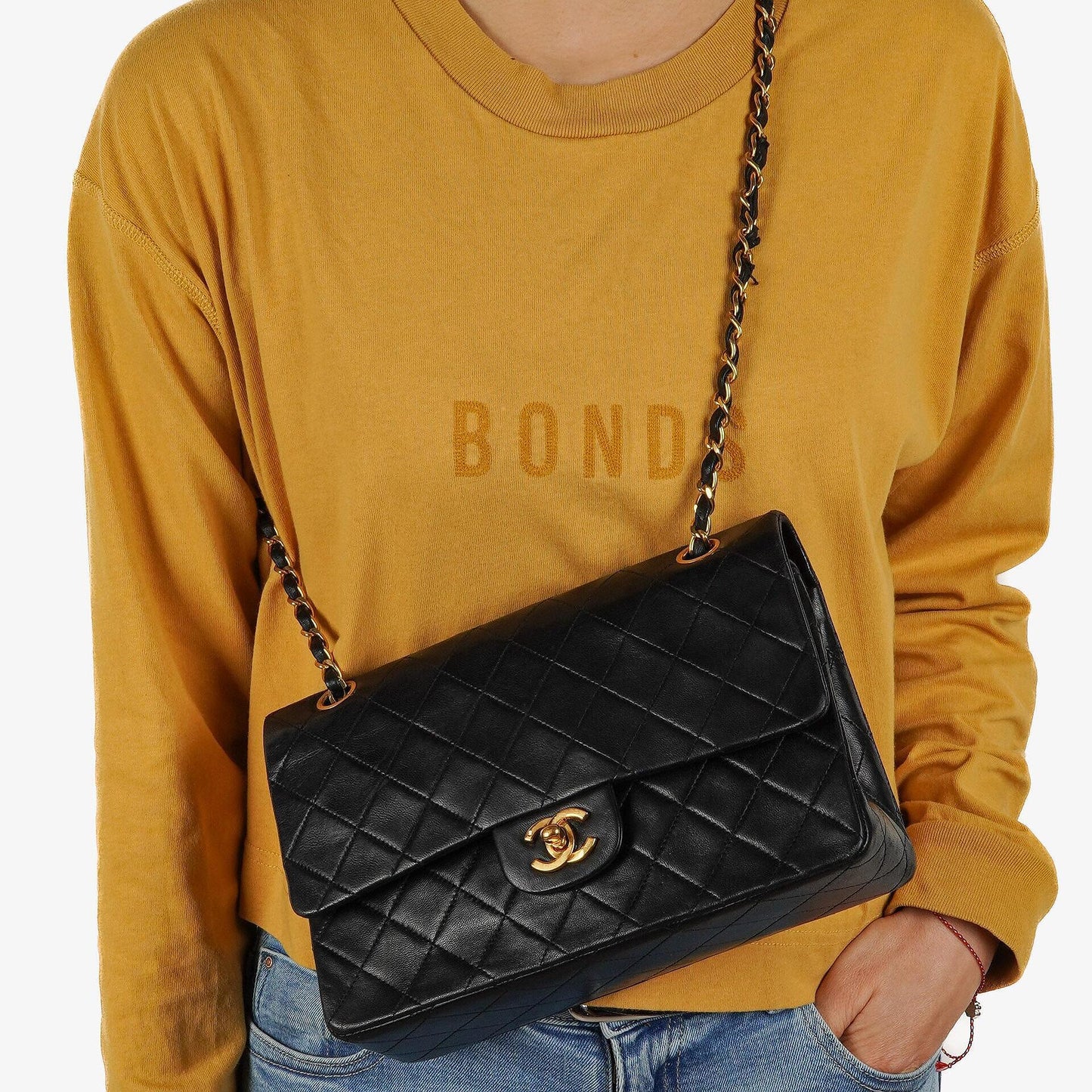 Chanel Classic Medium schwarze gesteppte Doppelklappentasche aus Lammleder mit 24K-vergoldeter Hardware