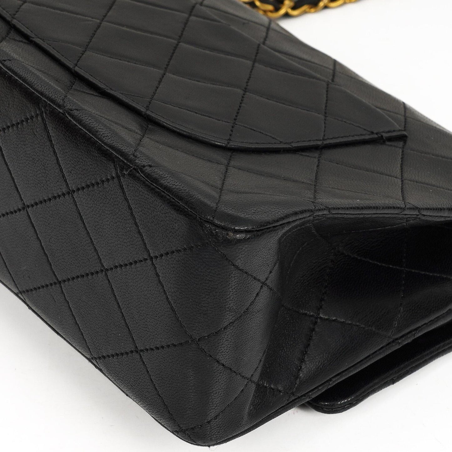 Chanel Classic Medium schwarze gesteppte Doppelklappentasche aus Lammleder mit 24K-vergoldeter Hardware