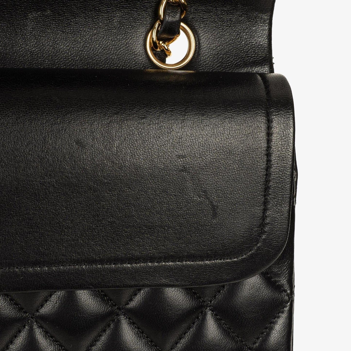 Chanel Classic Medium Double Flap Bag aus schwarzem gestepptem Lammleder mit goldfarbenen Beschlägen