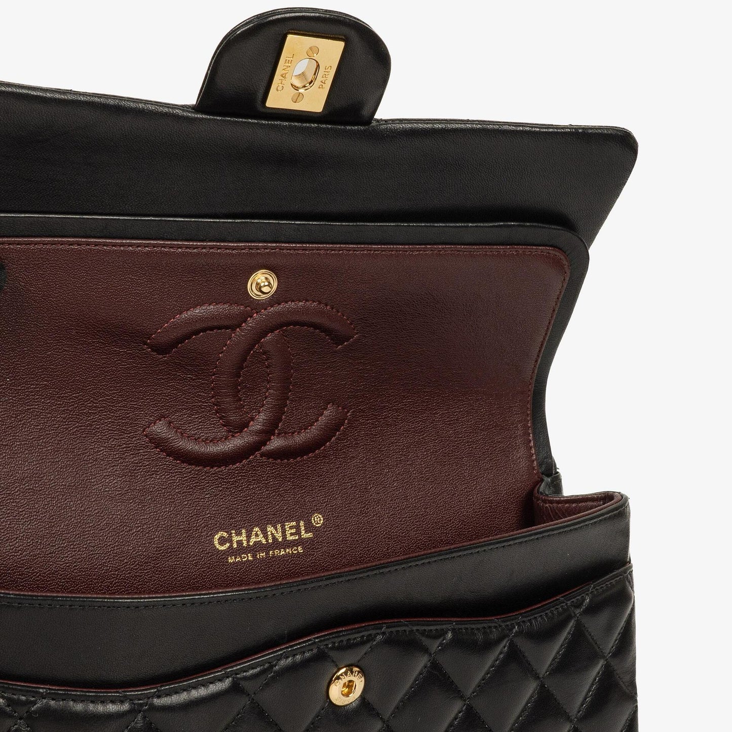 Chanel Classic Medium Double Flap Bag aus schwarzem gestepptem Lammleder mit goldfarbenen Beschlägen