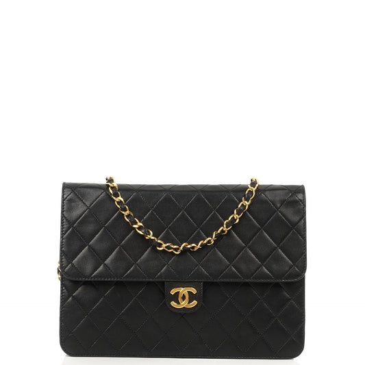 Chanel Medium Classic Single Flap Bag, Schwarzes gestepptes Lammleder, 24K Goldplattierte Hardware